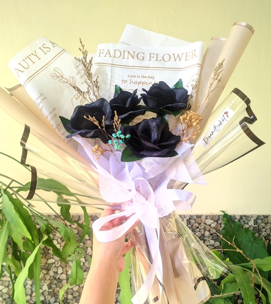 Rose Black Edisi terbatas xixixi