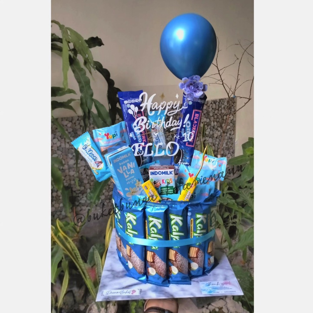 cake snack + acryy led