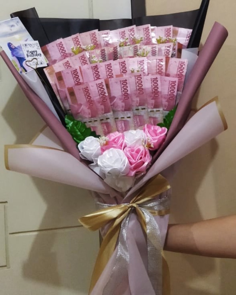 Orderan Urgent guyss wkwk Buket nya Sultan nii guys. Mana nih yg katanya sultan udah punya…
