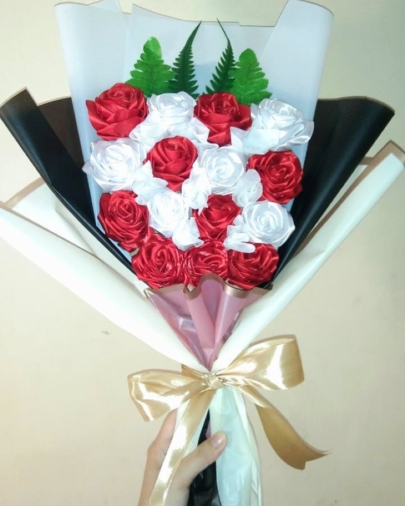 Buket bunga sedang Harga terjangkau guyss